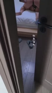 绿主一大早就帮忙照顾老婆